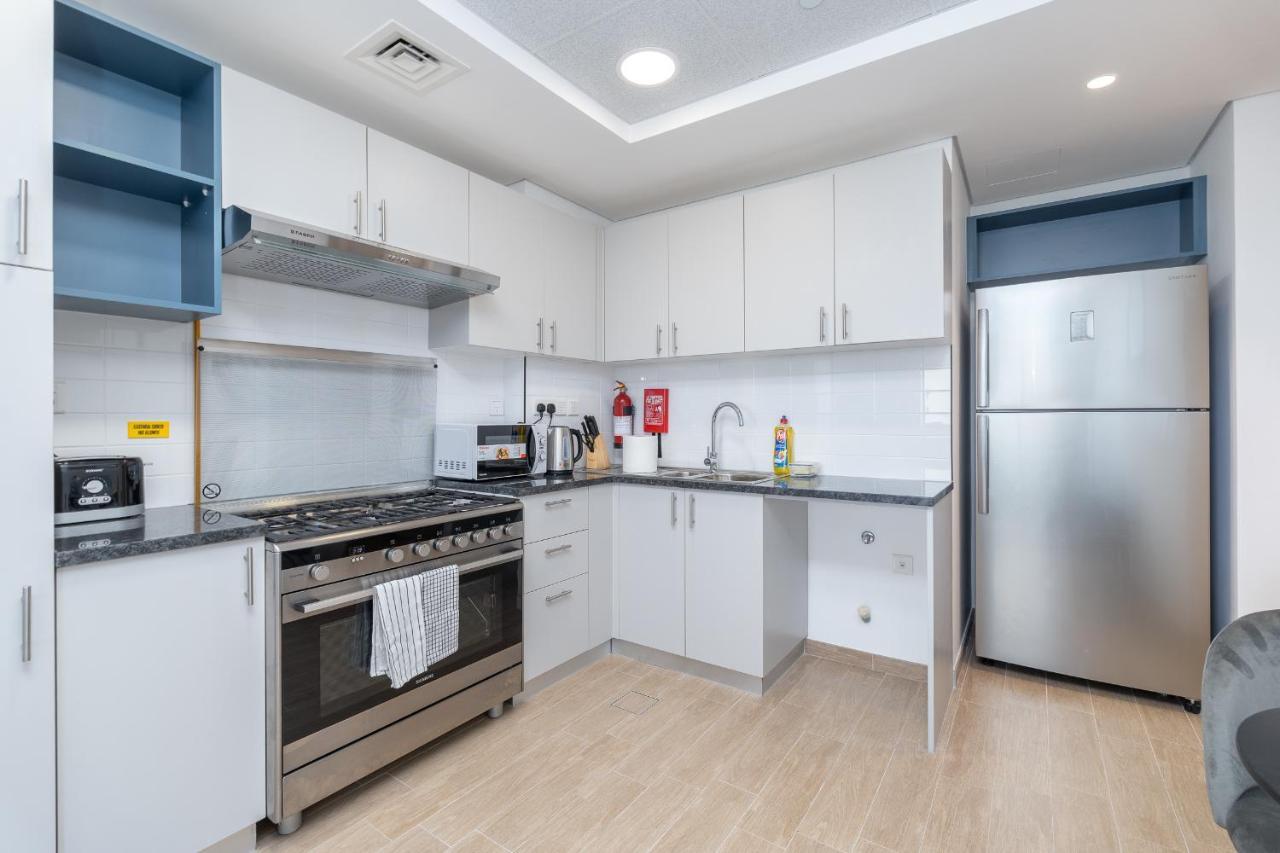 Trinity Homes - Luxury 2br With Modern Amenities, Near To Energy Metro Station Apartamento