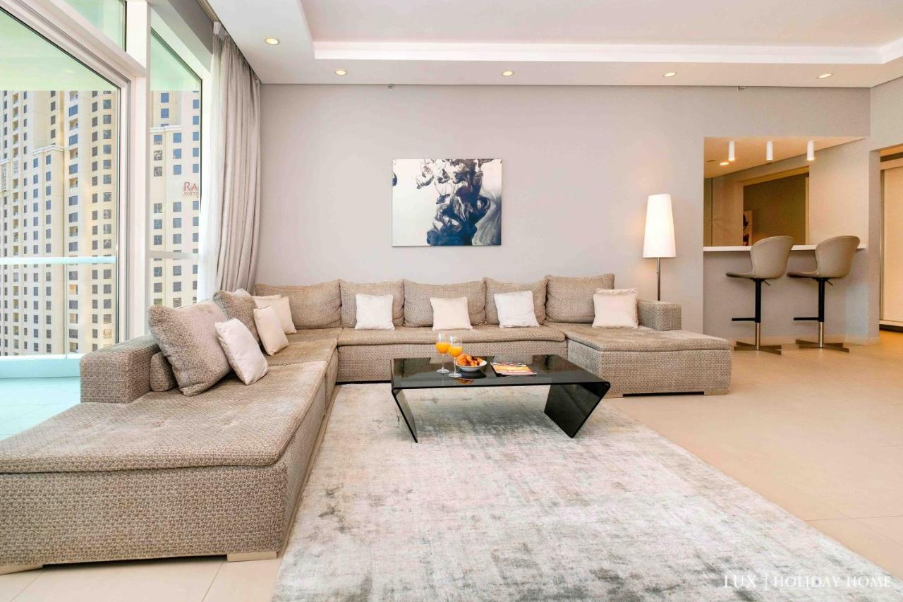 Lux - The Jbr Eye Daire *