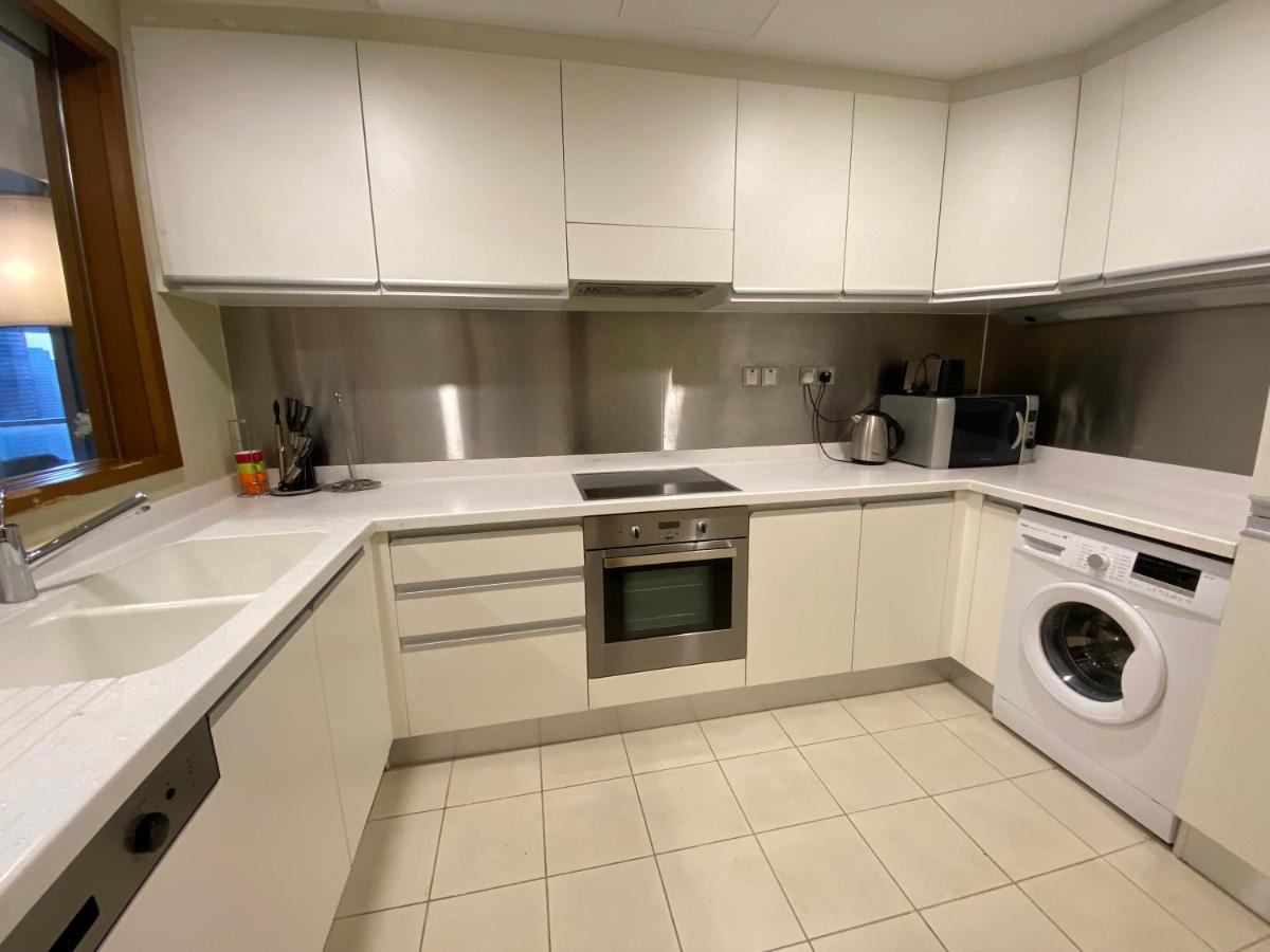 Superhost - Luxurious Apartment, 2-min From The Burj Khalifa - Address Mall Daire Dubai