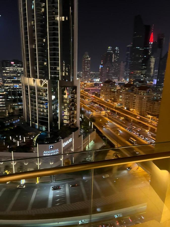 Apartment Address Mall Fashion Avenue 17 Floor Dubai