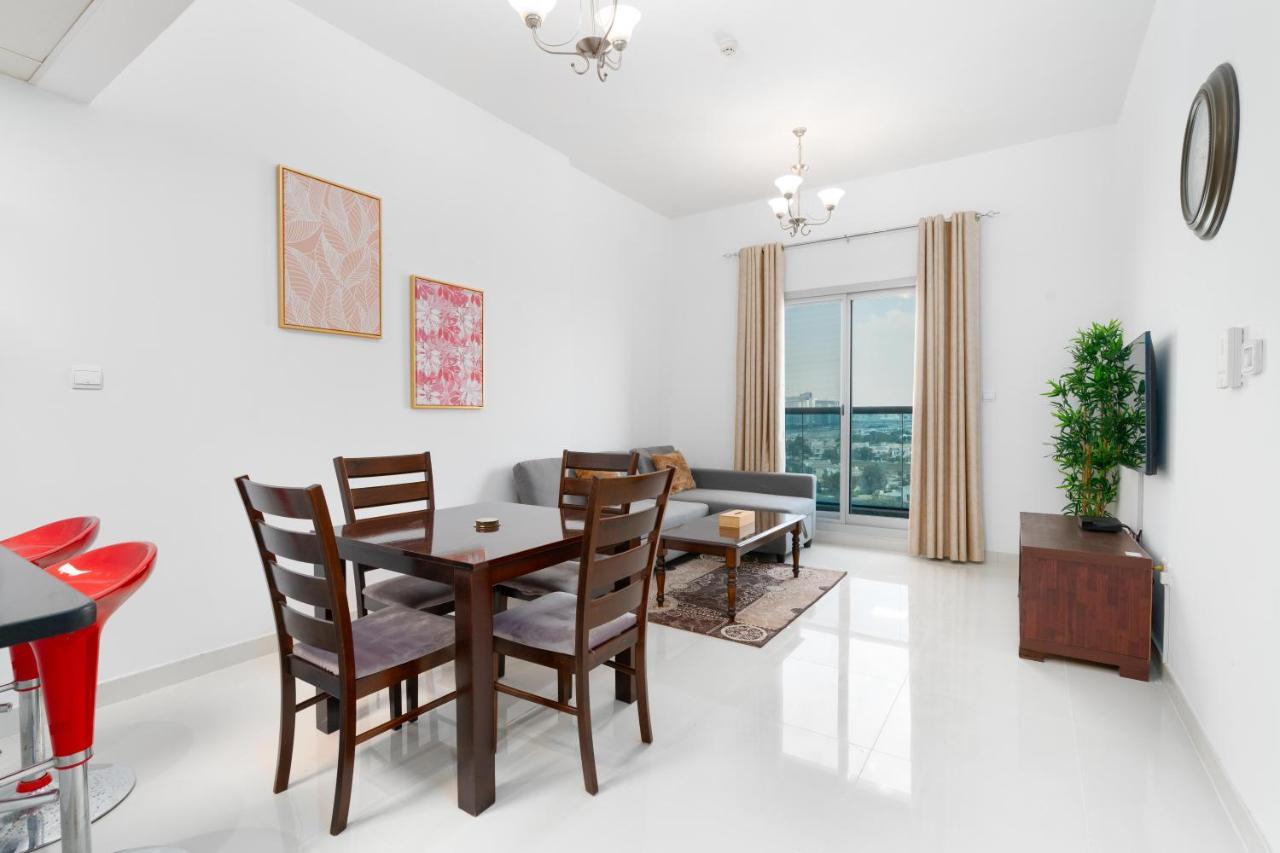 Lux Bnb Elite Residences I Golf Course Views Apartment