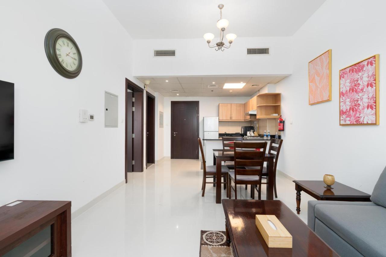 Apartment Lux Bnb Elite Residences I Golf Course Views Dubai