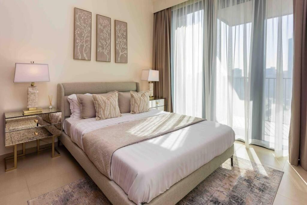 Luxurious 2 Bed Sleeps 6 In Downtown