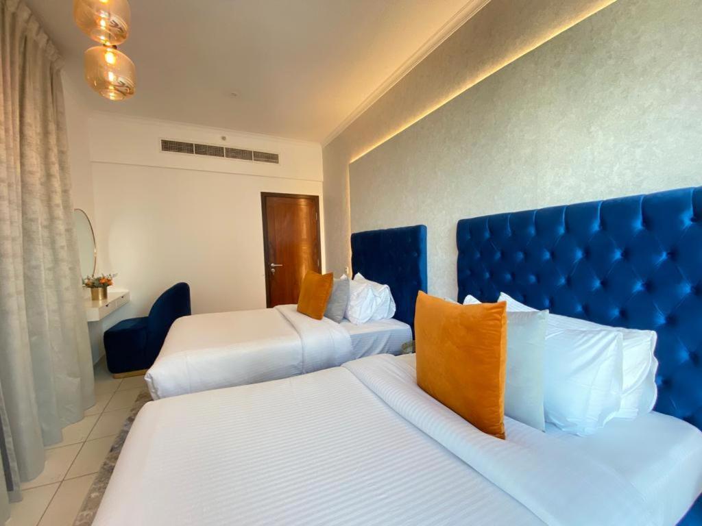 Daire Durrani Homes - The Residences 5br Besides Mall With Burjkhalifa And Fountain View Dubai
