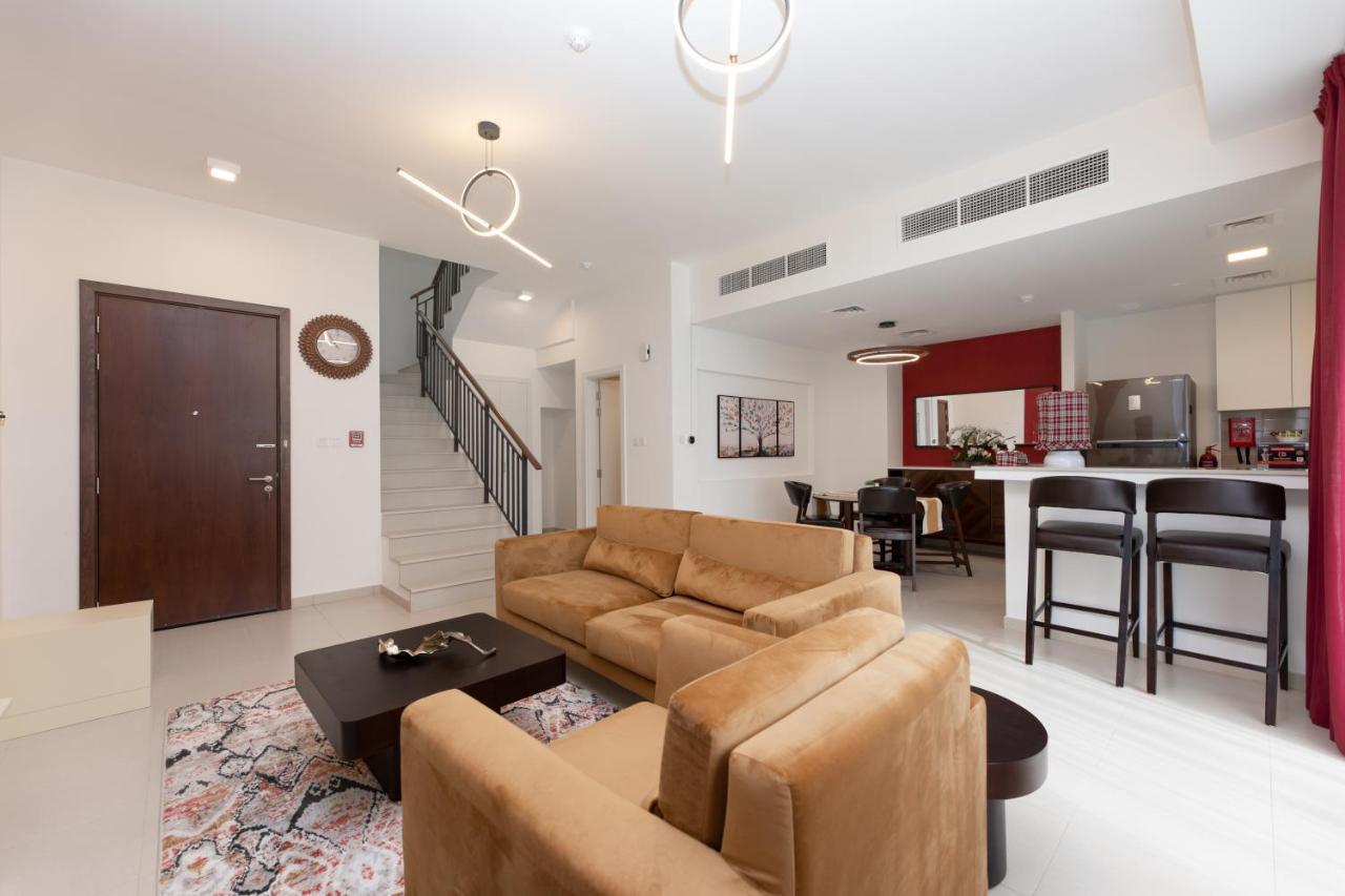 Stunning 4 Bedroom Townhouse In Townsquare * Dubai