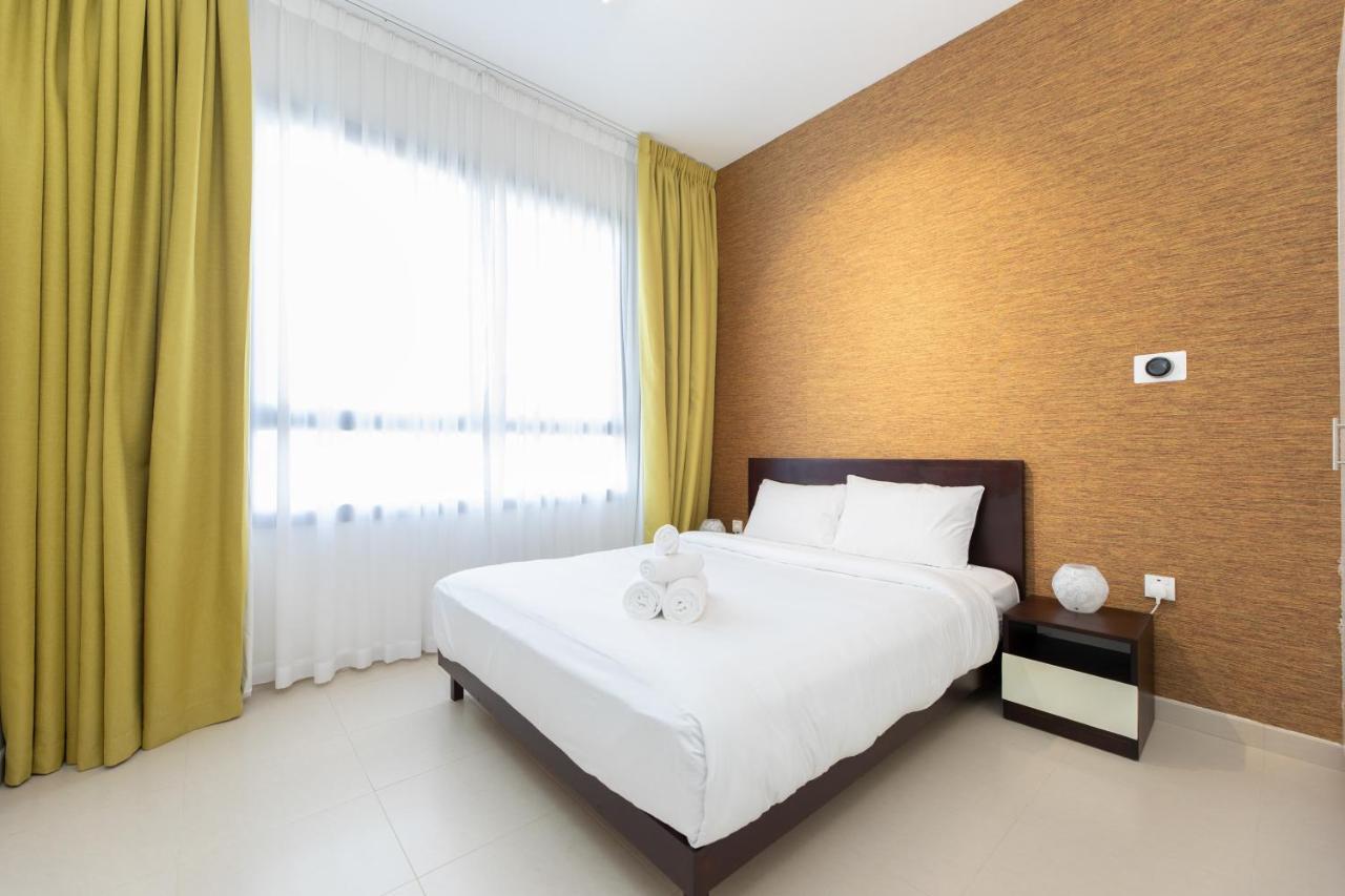 Apartment Stunning 4 Bedroom Townhouse In Townsquare *