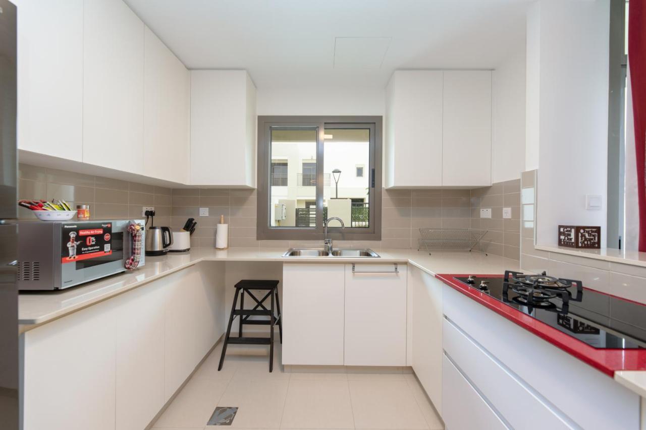 Stunning 4 Bedroom Townhouse In Townsquare * Dubai