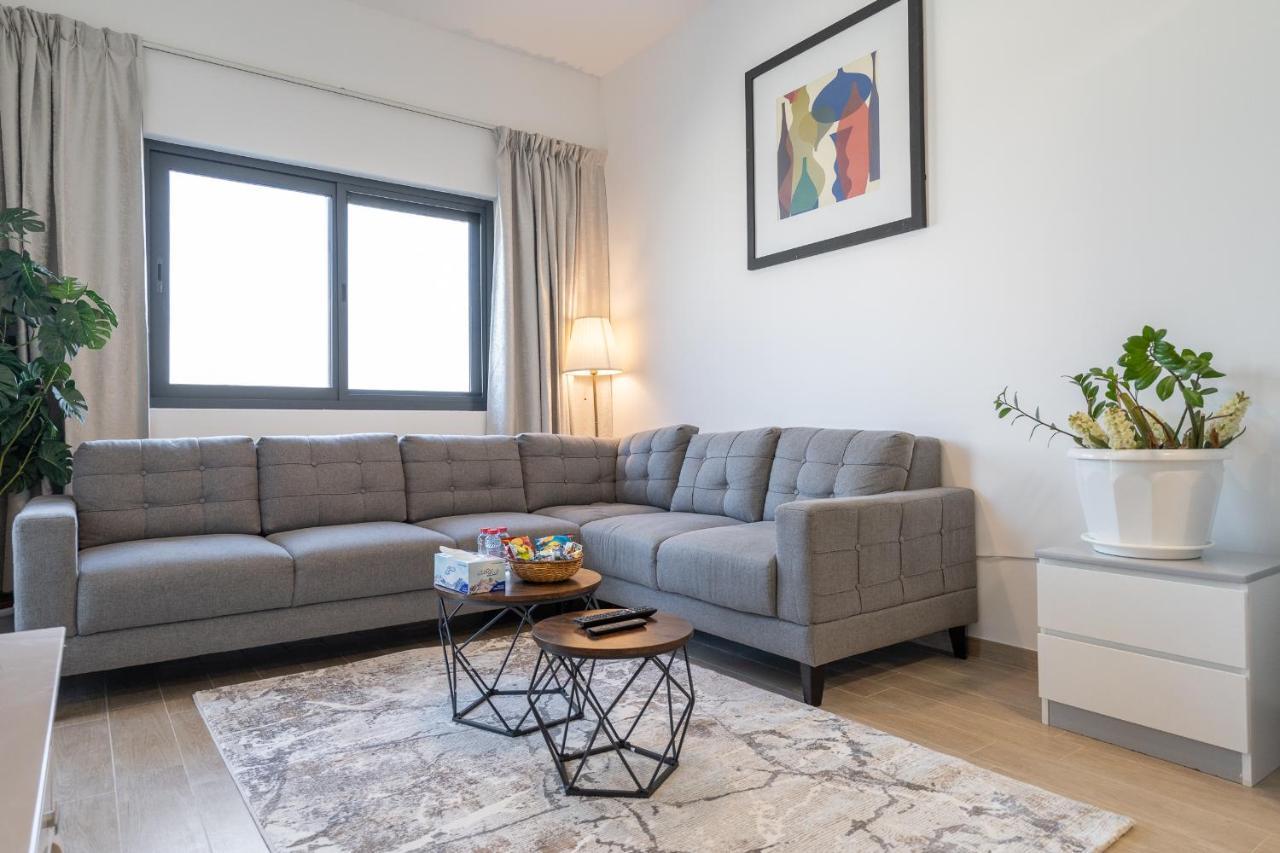 Apartamento Trinity Homes - Luxury 2br With Modern Amenities, Near To Energy Metro Station Dubai