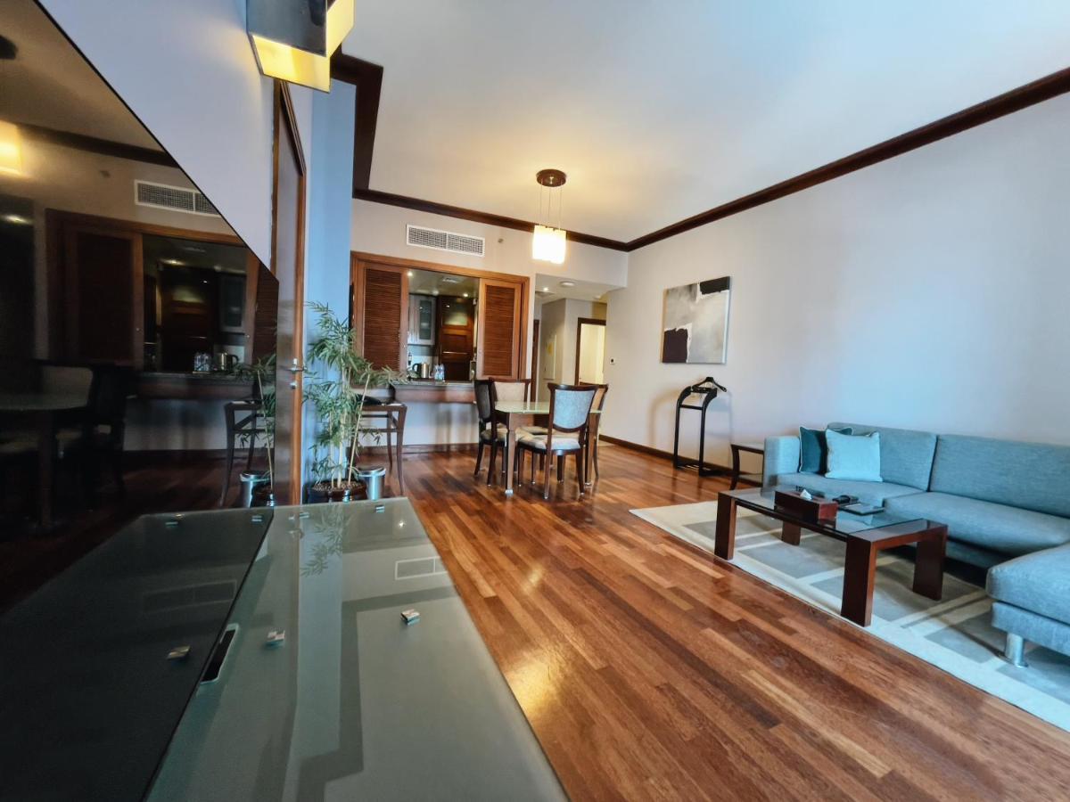 Flora Creek Deluxe Apartments, Apart Otel 4*