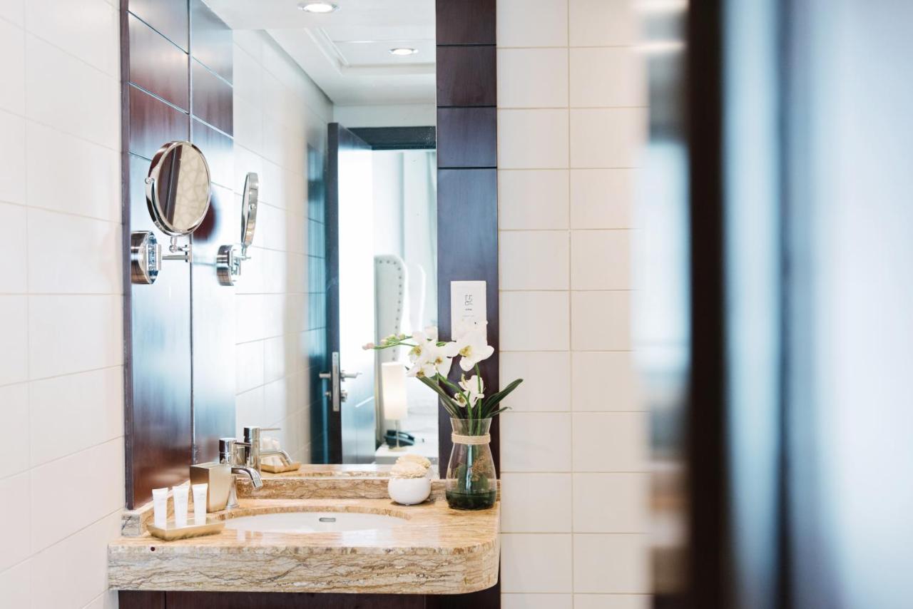 Boutique Living - Burj Views * Dubai