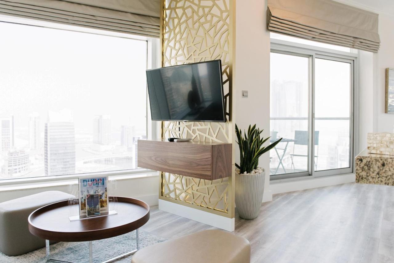 Boutique Living - Burj Views Apartment