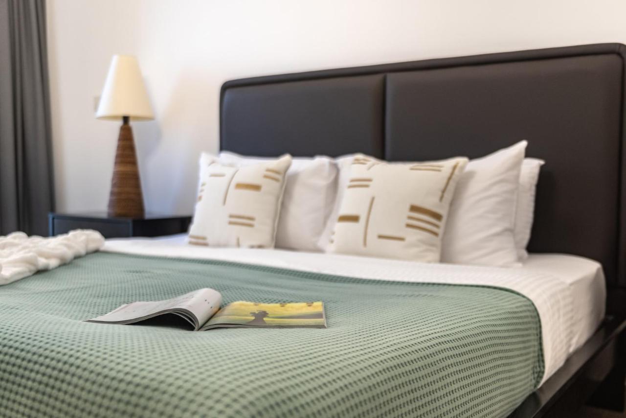 The Smart Concierge - Amwaj 4