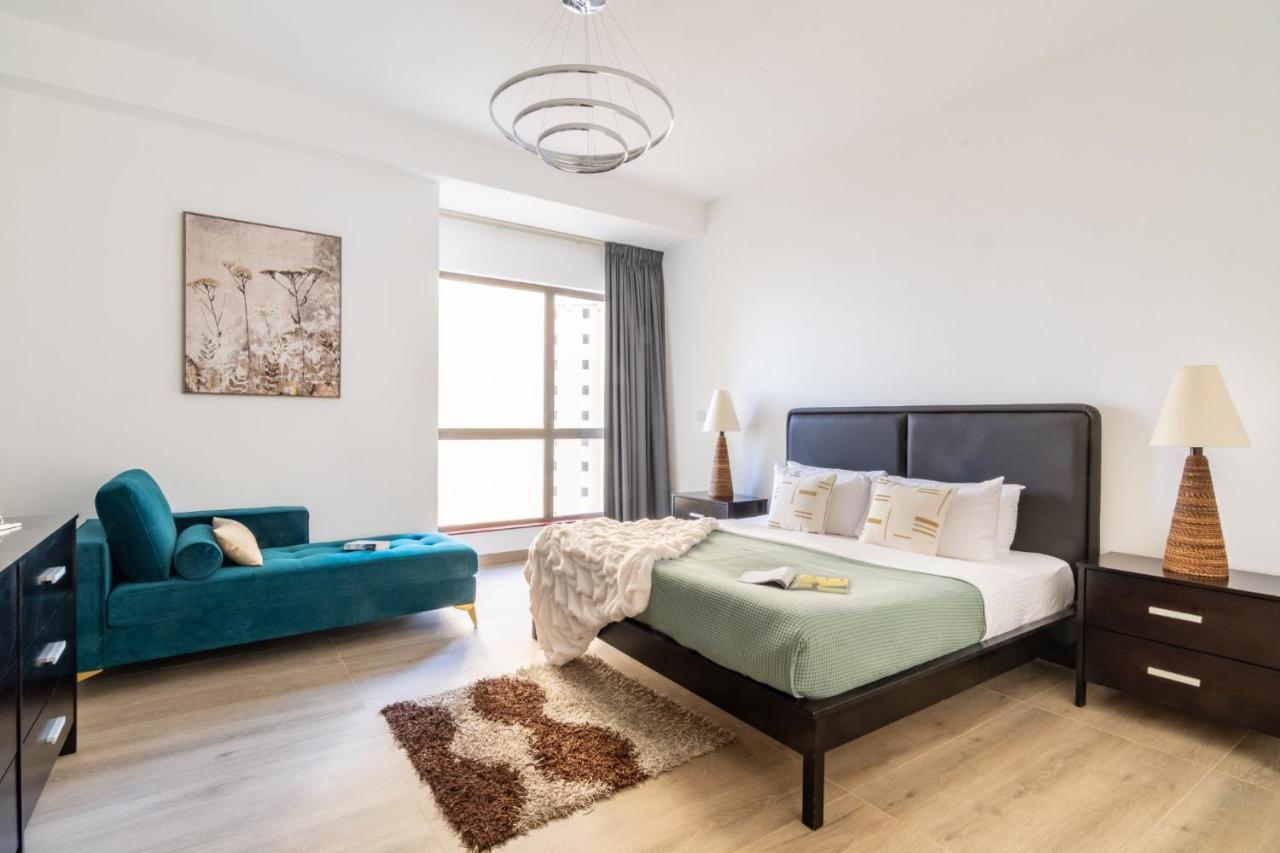 The Smart Concierge - Amwaj 4 Casa de férias