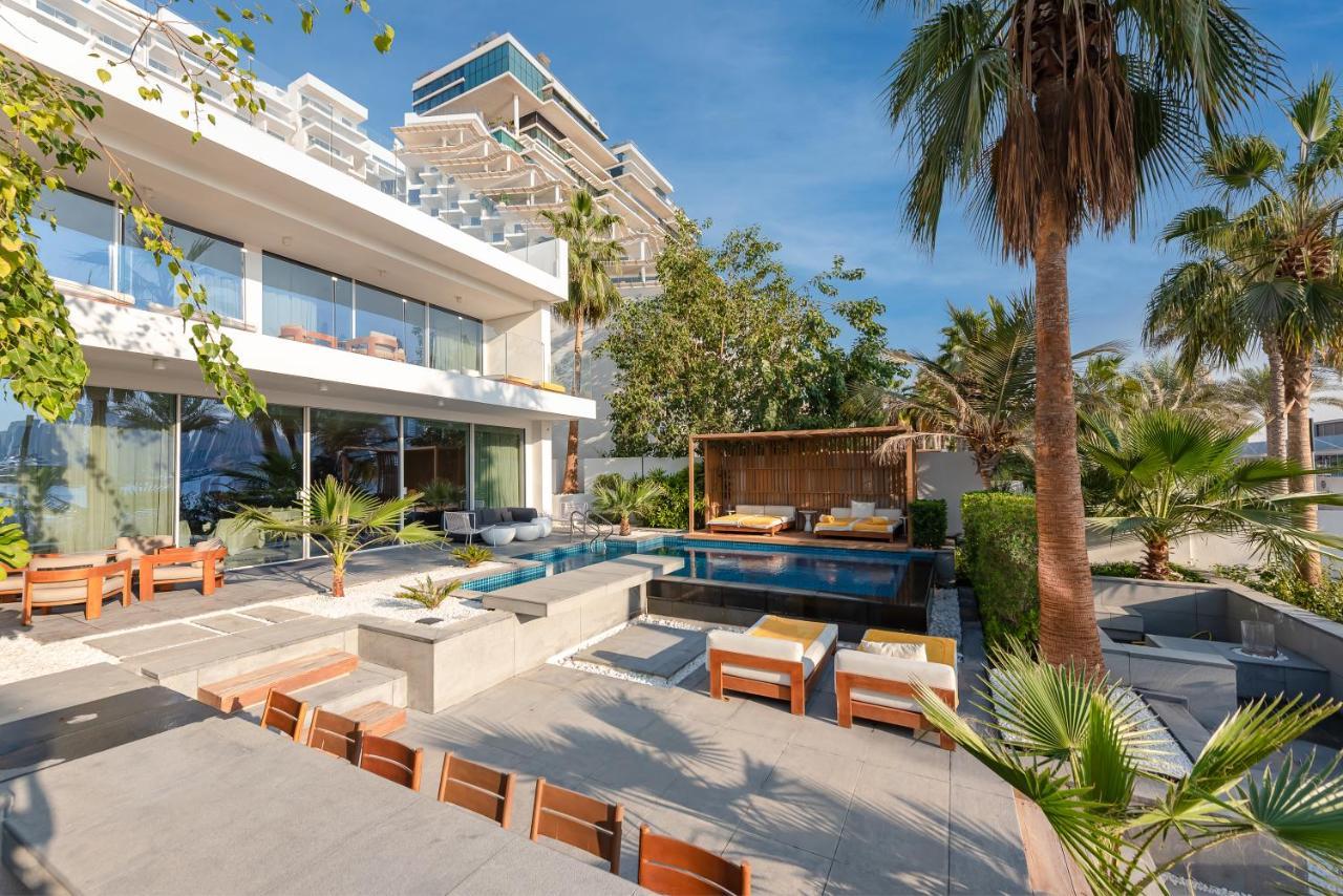 Villa Five Palm Luxury Villa: Beachfront Retreat With Private Pool And Panoramic Views *