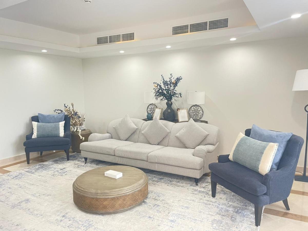 Villa Rare Gem - 5 Bhk Taj Grandeur, Palm Jumeirah Dubai