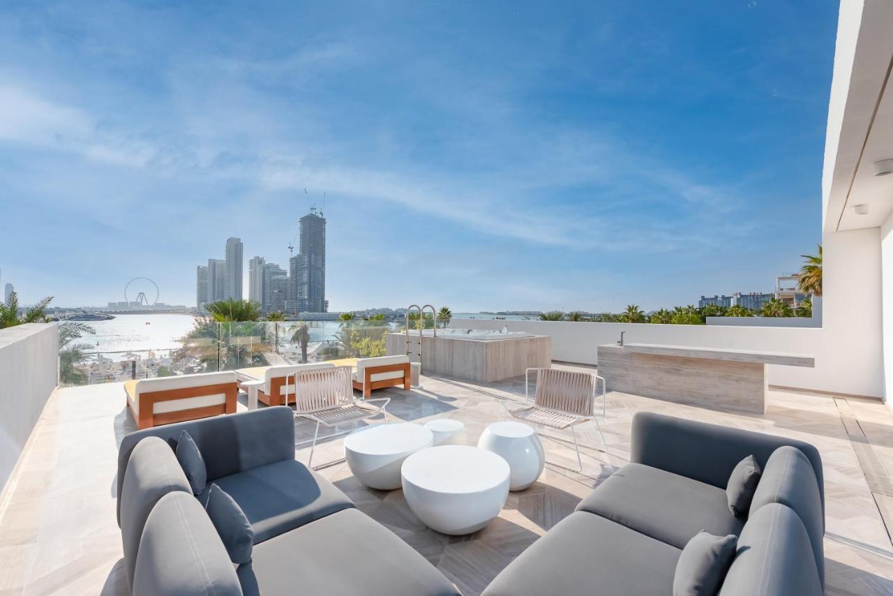 Villa Five Palm Luxury Villa: Beachfront Retreat With Private Pool And Panoramic Views *