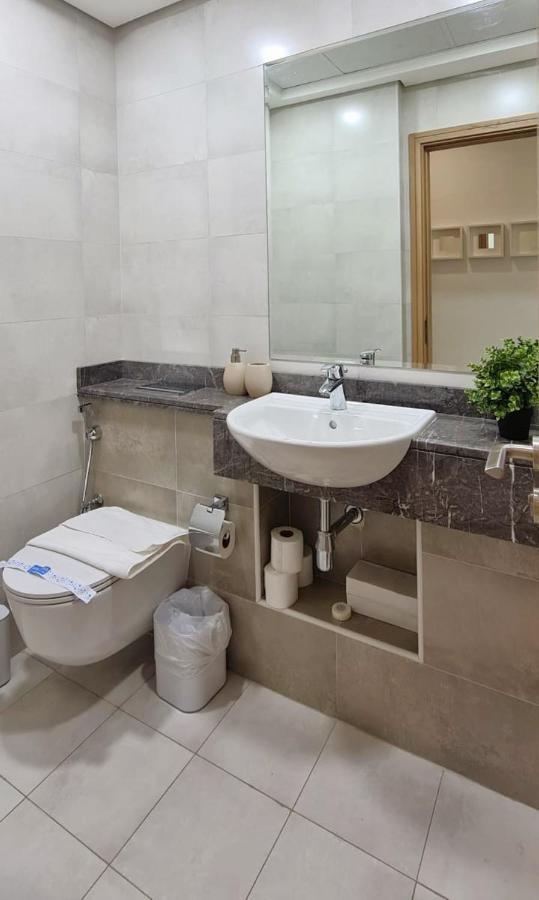 Spacious 1br With Balcony & Rooftop Pool The Bay Business Bay Apartment *