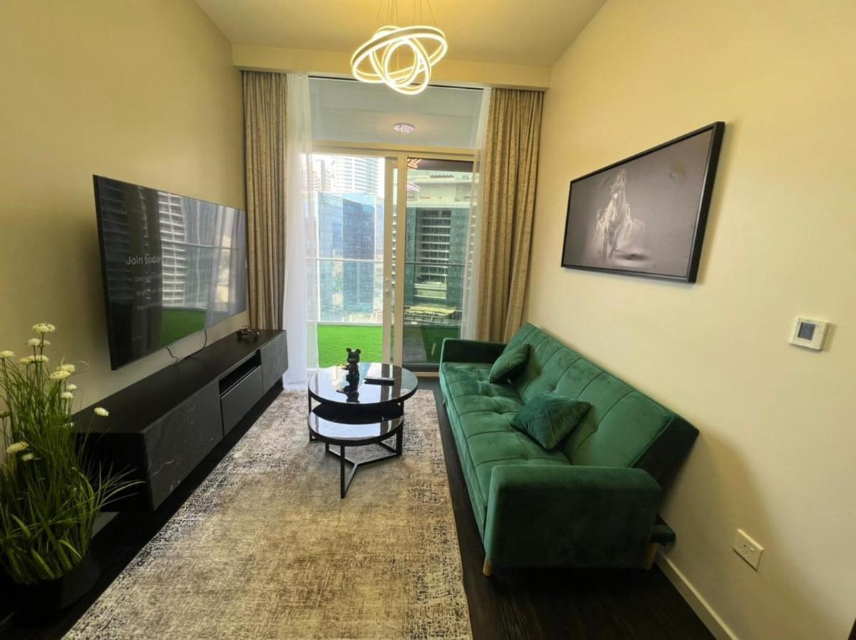 Luxury 2 Bedroom With Burj Khalifa View Apartment