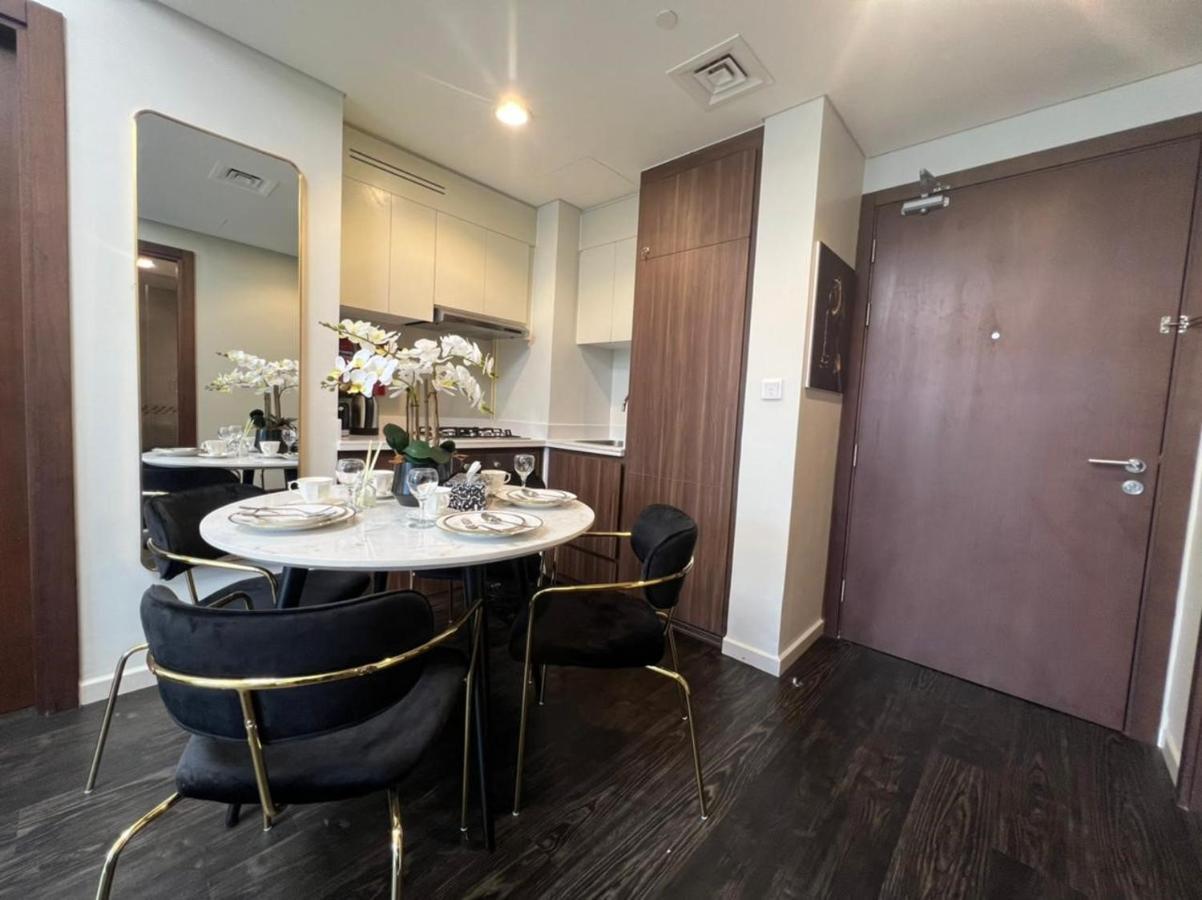 Luxury 2 Bedroom With Burj Khalifa View *