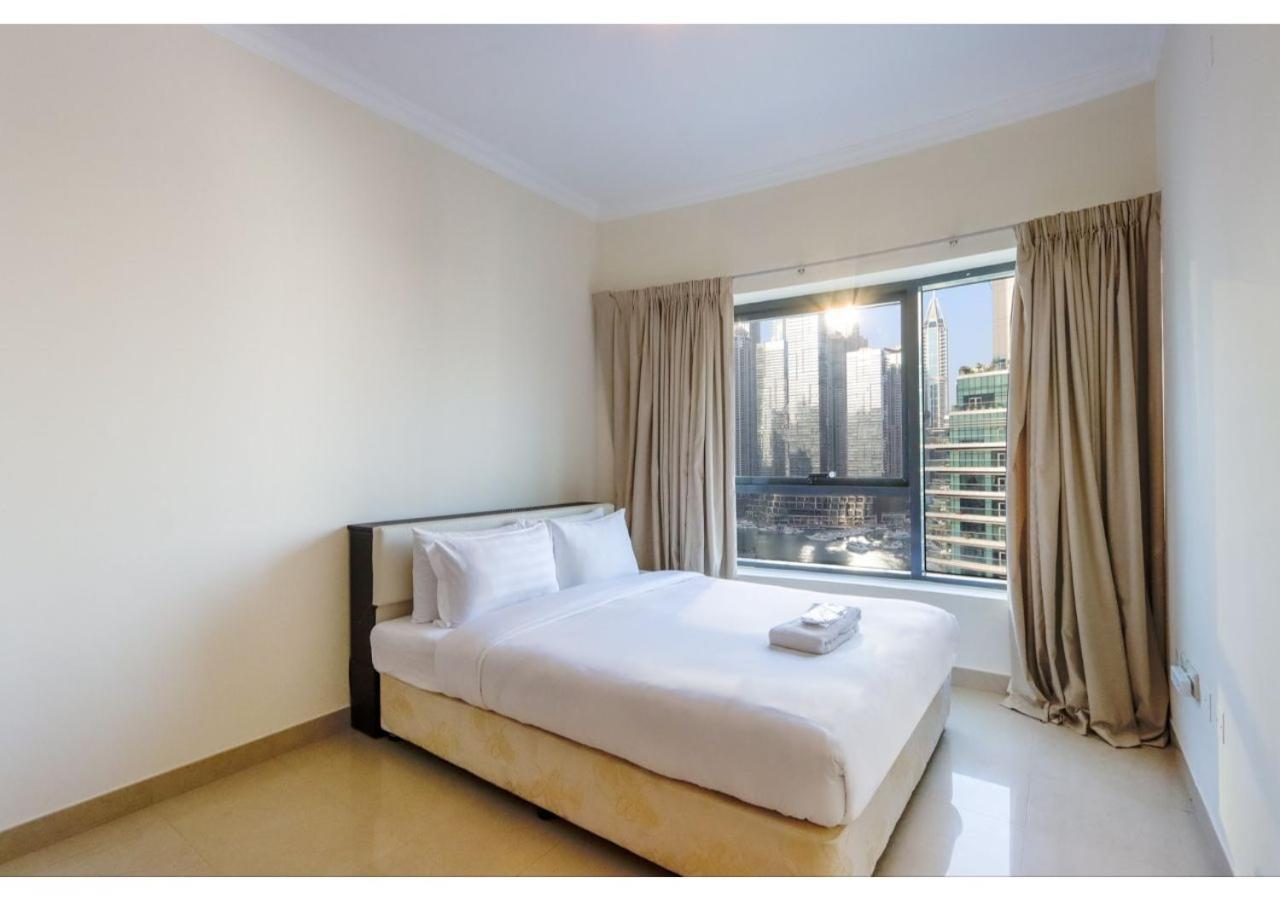 Apartment Spacious 3 Bedroom With Marina View - Near Marina Mall Dubai