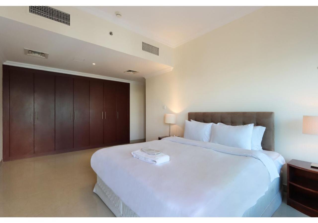 Spacious 3 Bedroom With Marina View - Near Marina Mall * Dubai