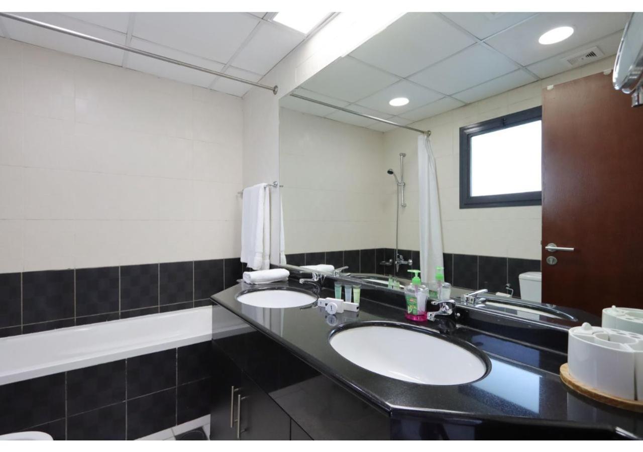 Apartment Spacious 3 Bedroom With Marina View - Near Marina Mall *