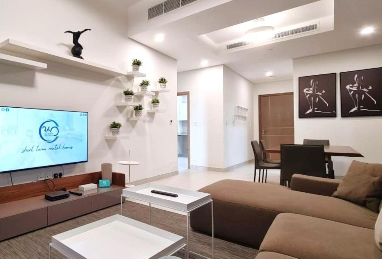 Apartment Spacious 1br With Balcony & Rooftop Pool The Bay Business Bay *