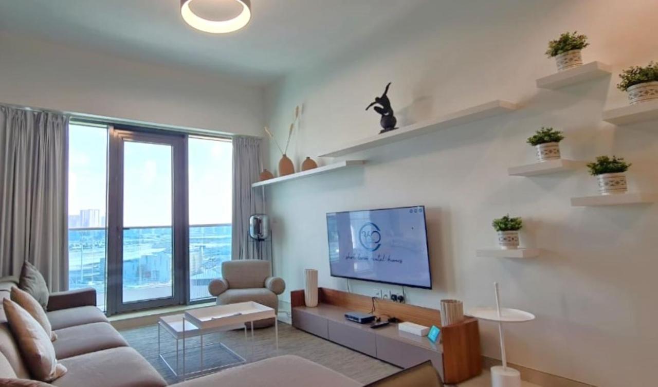 Spacious 1br With Balcony & Rooftop Pool The Bay Business Bay Apartment Dubai
