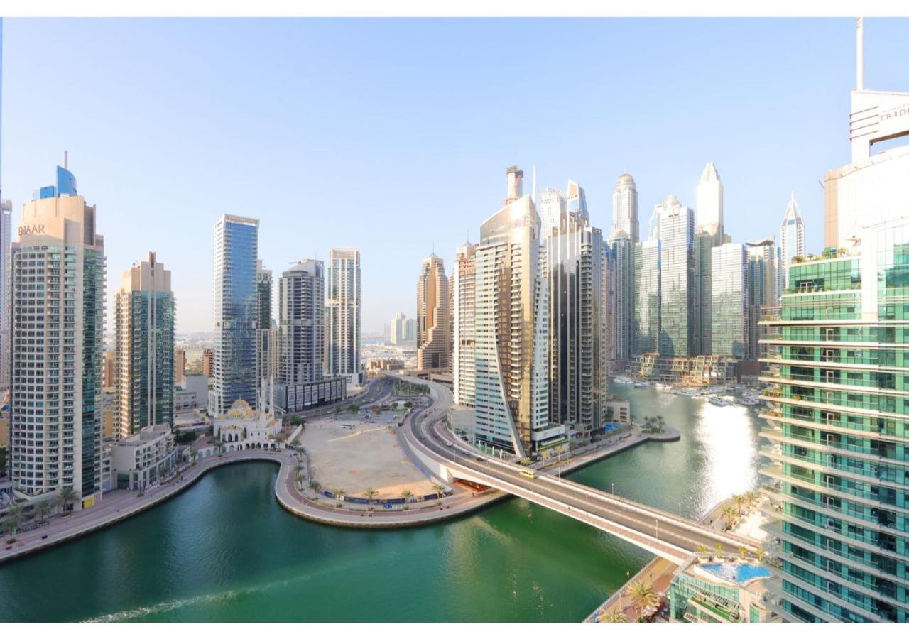 Spacious 3 Bedroom With Marina View - Near Marina Mall Apartment *