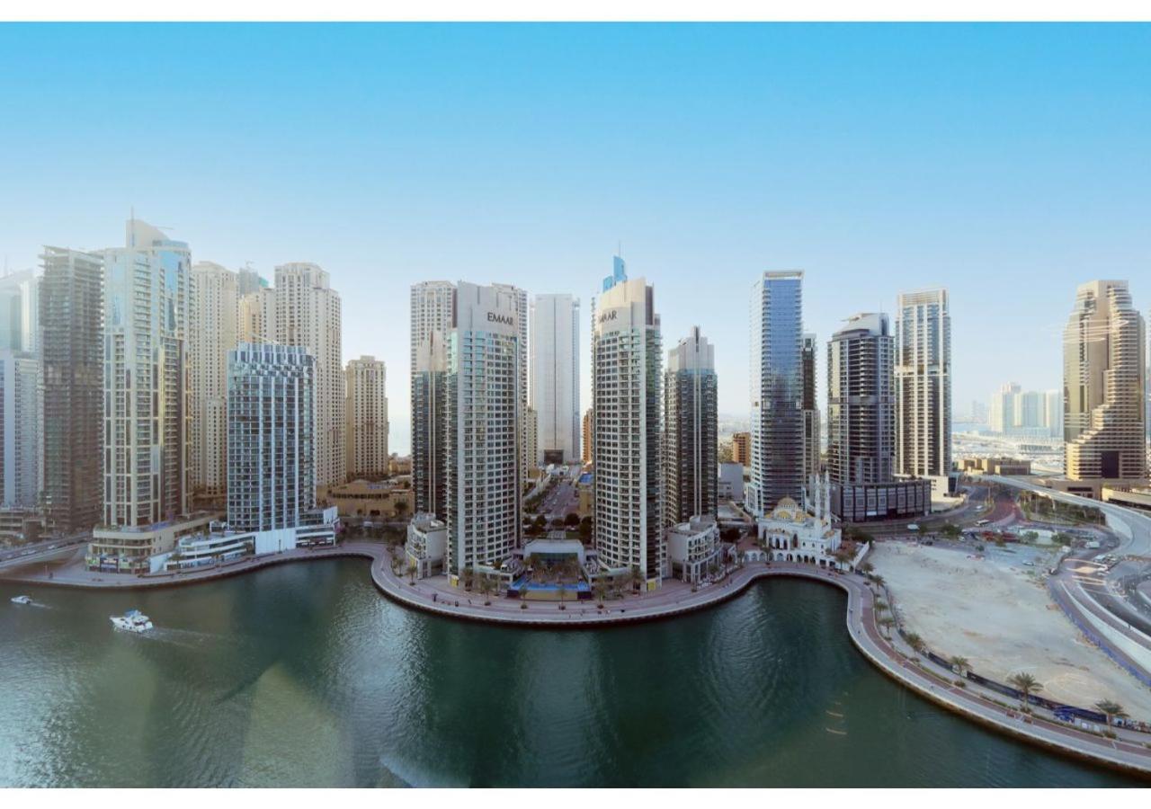 Spacious 3 Bedroom With Marina View - Near Marina Mall Apartment