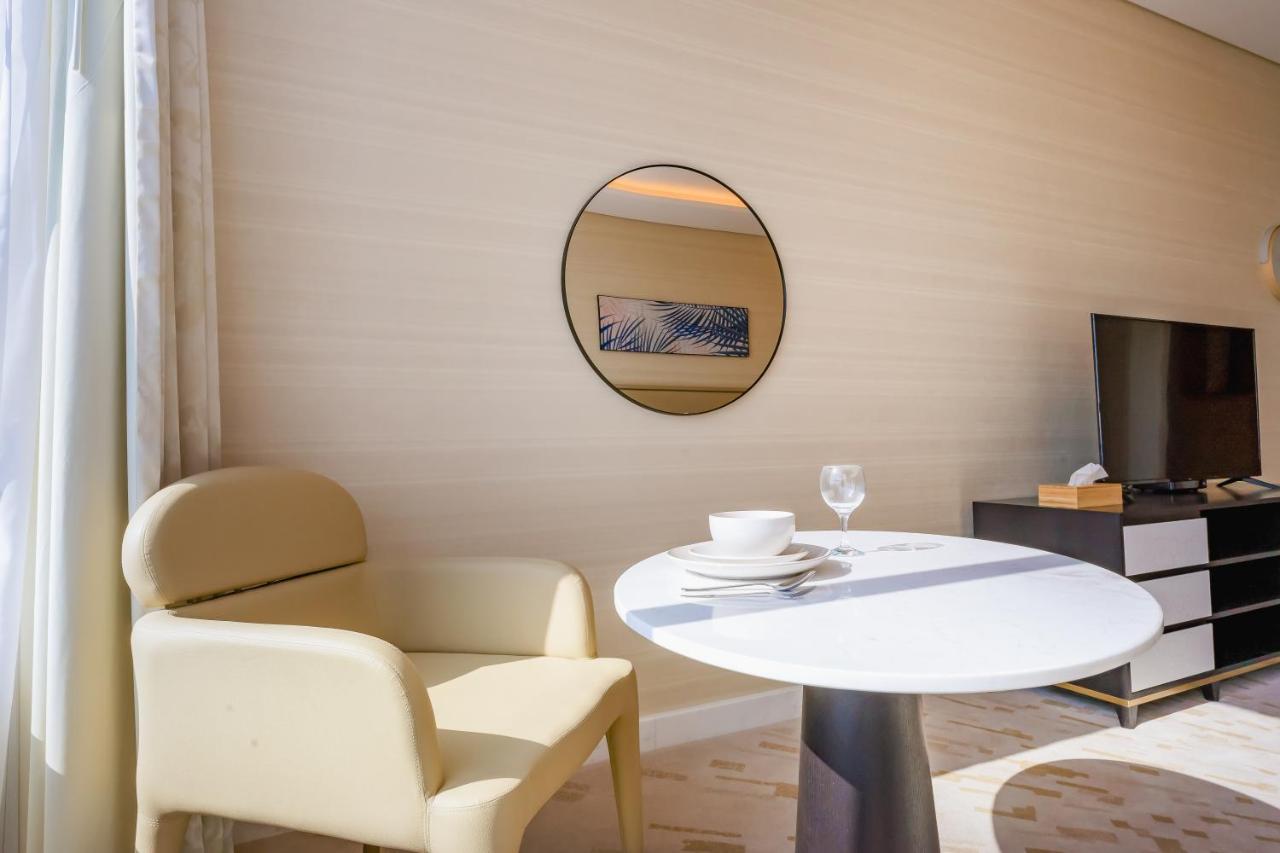 Daire Fam Living - Palm Tower - Palm Jumeirah - Panoramic Dubai
