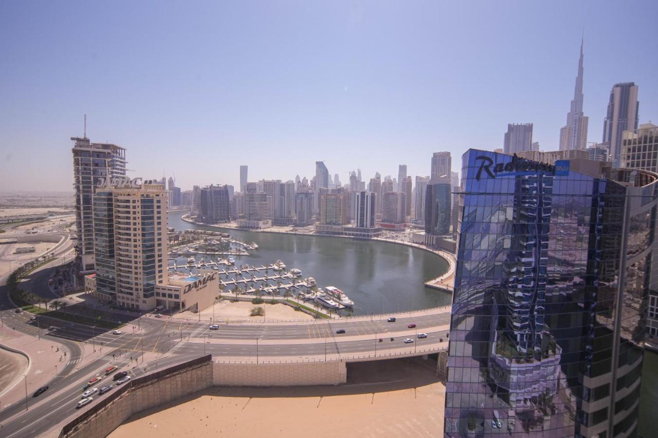 Apartment Spacious 1br With Balcony & Rooftop Pool The Bay Business Bay *