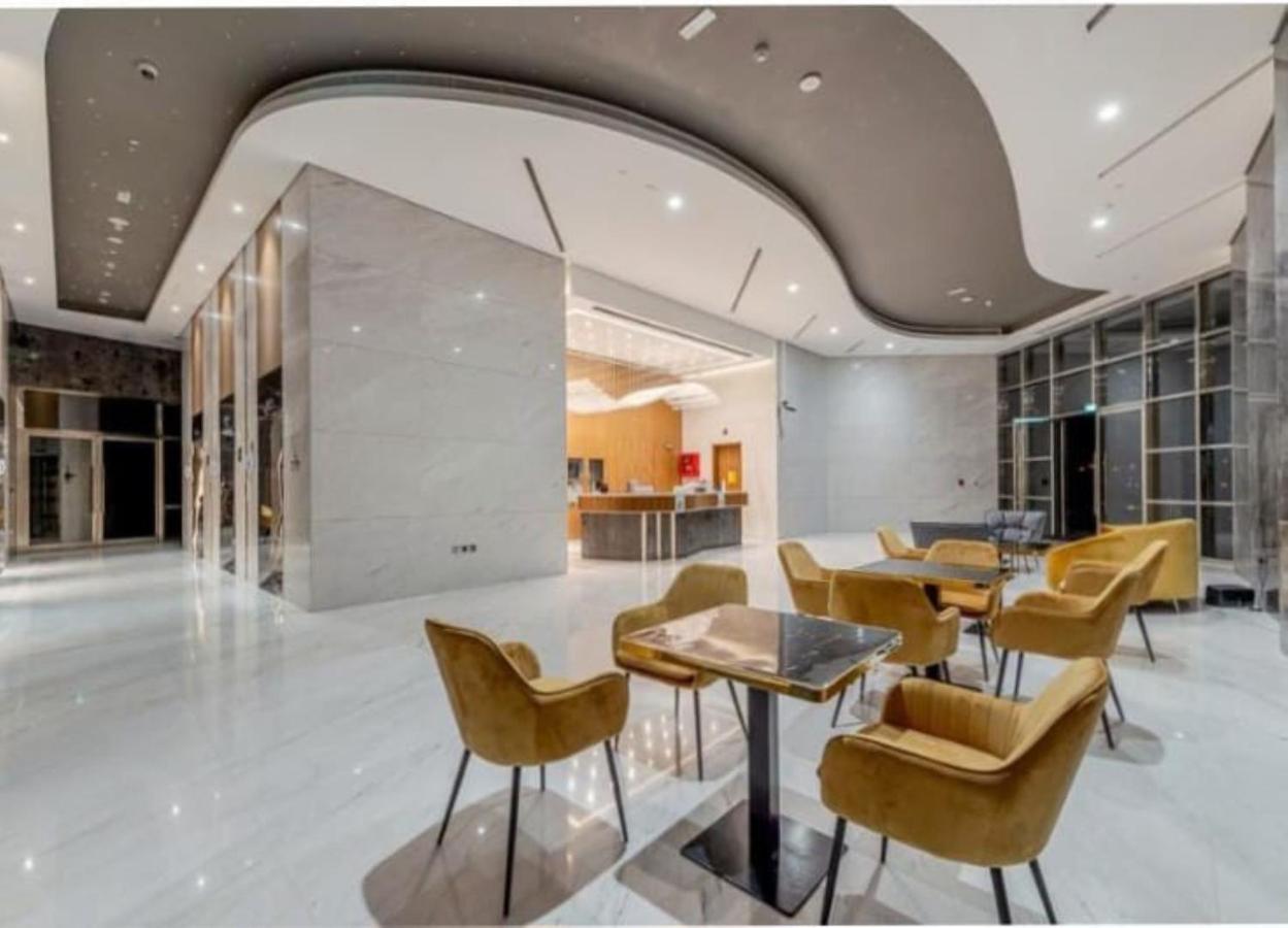 Apartment Spacious 1br With Balcony & Rooftop Pool The Bay Business Bay *