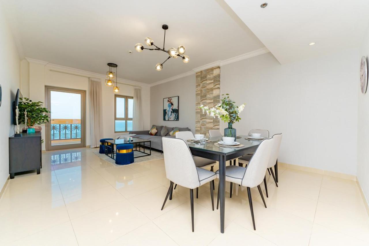 Apartment Fam Living - Private Beach Escapes In Palm Jumeirah *