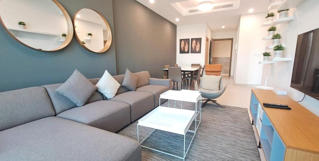 Spacious 1br With Balcony & Rooftop Pool The Bay Business Bay * Dubai