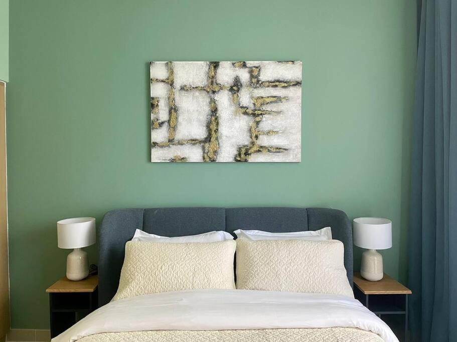 Dar Vacation-stylish & Cozy 1br Apt In Creek Harbour Daire *