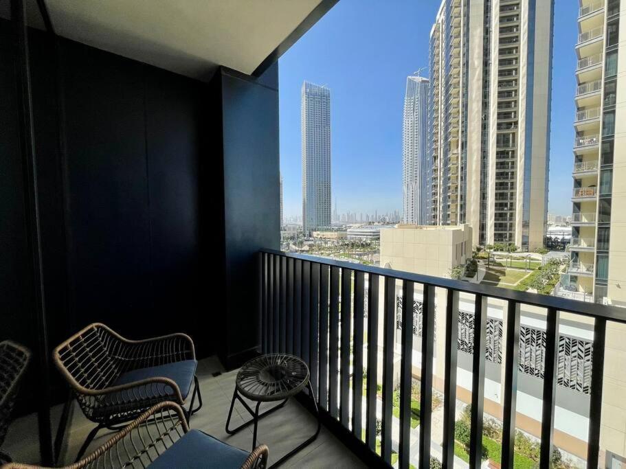 Dar Vacation-stylish & Cozy 1br Apt In Creek Harbour Daire
