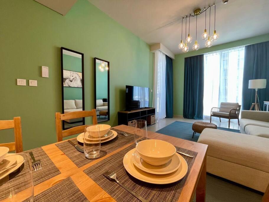 Dar Vacation-stylish & Cozy 1br Apt In Creek Harbour Daire