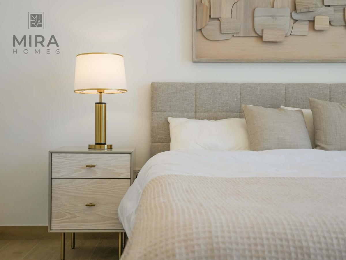 Mira Homes - Serviced 1 Bedroom In La