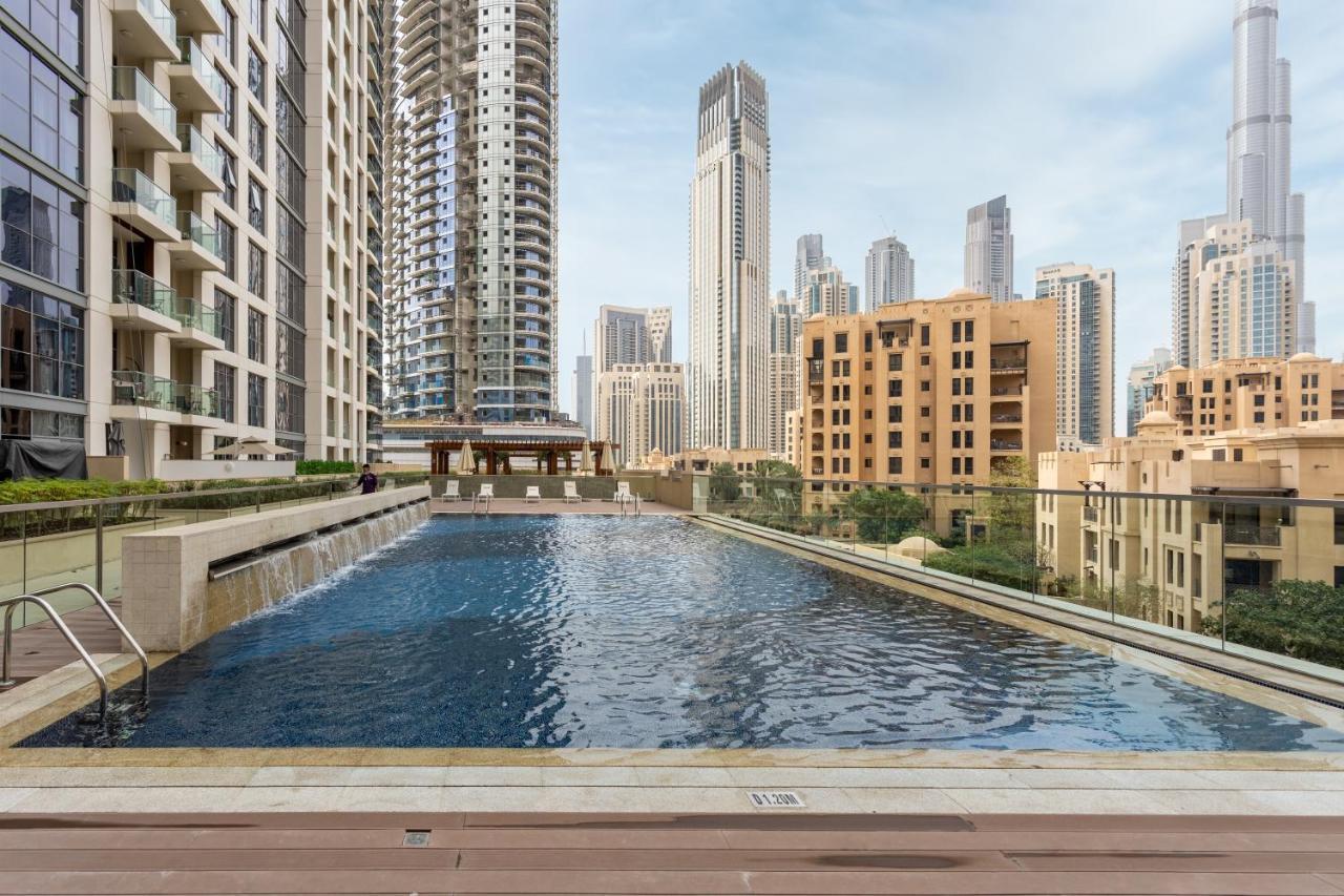 Apartment Waves - Chic With Skyline Views Dubai