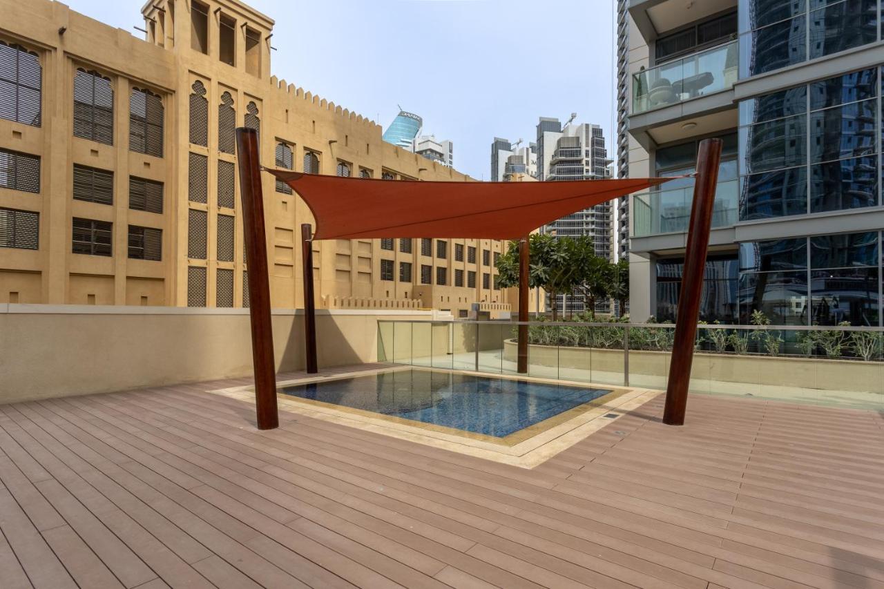 Waves - Chic With Skyline Views Dubai