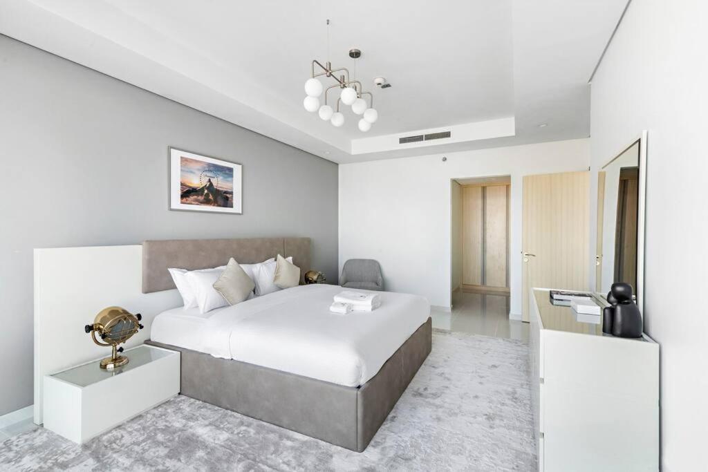 Apartment Stonetree - Paramount Tower Hotel&residences 3 Bedroom - Sea View And Infinity Pool
