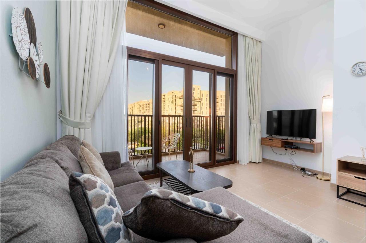 Almond Haven 2br, 2 Bath Retreat In Town Square * Dubai