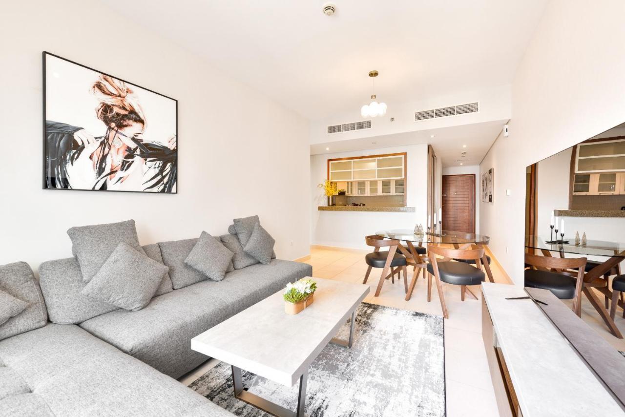 Super Deal! - 1br Downtown Blvd Near Burj Khalifa & Mall Apartment *