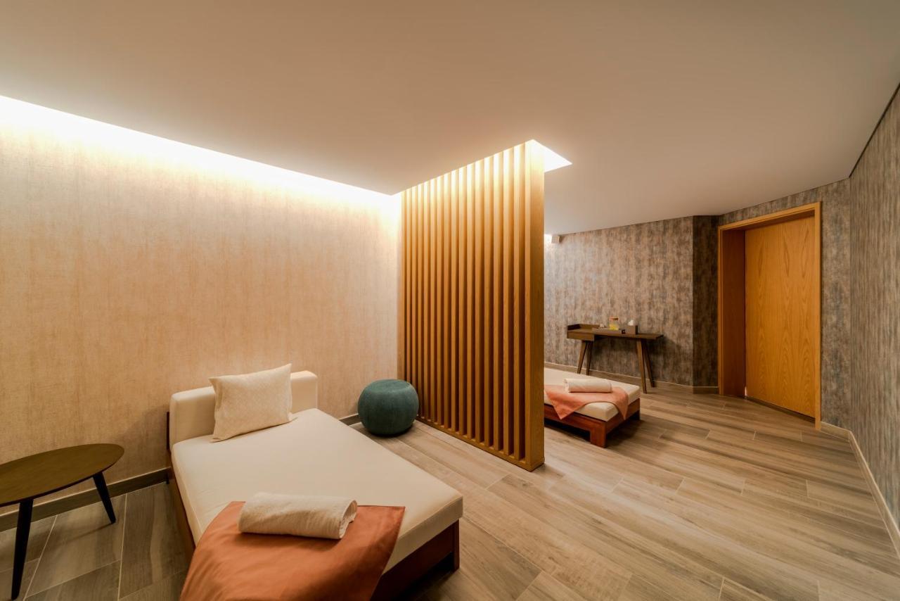 Five Jumeirah Village 5* Dubai