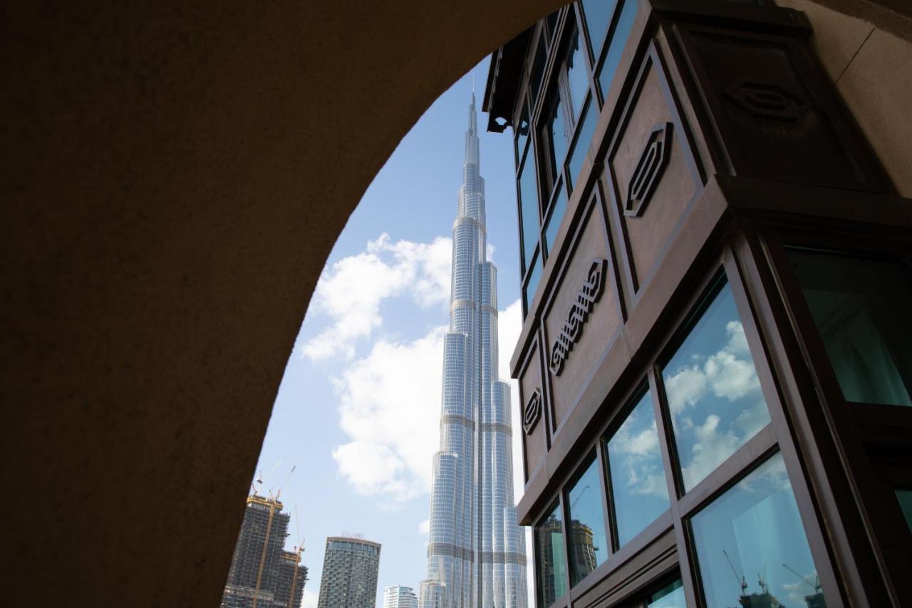 Apartment Chic 2br With Burj Khalifa View In Souk Al Bahar
