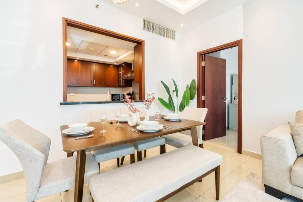 New! Luxury 3bedroom With Spectacular Burj Views Downtown