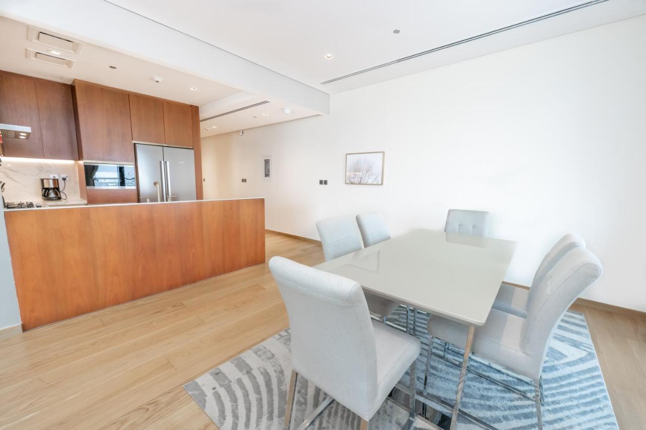 Fam Living - Rp Heights - 3 Mins Walk To Burj Khalifa & Mall Downtown * Dubai