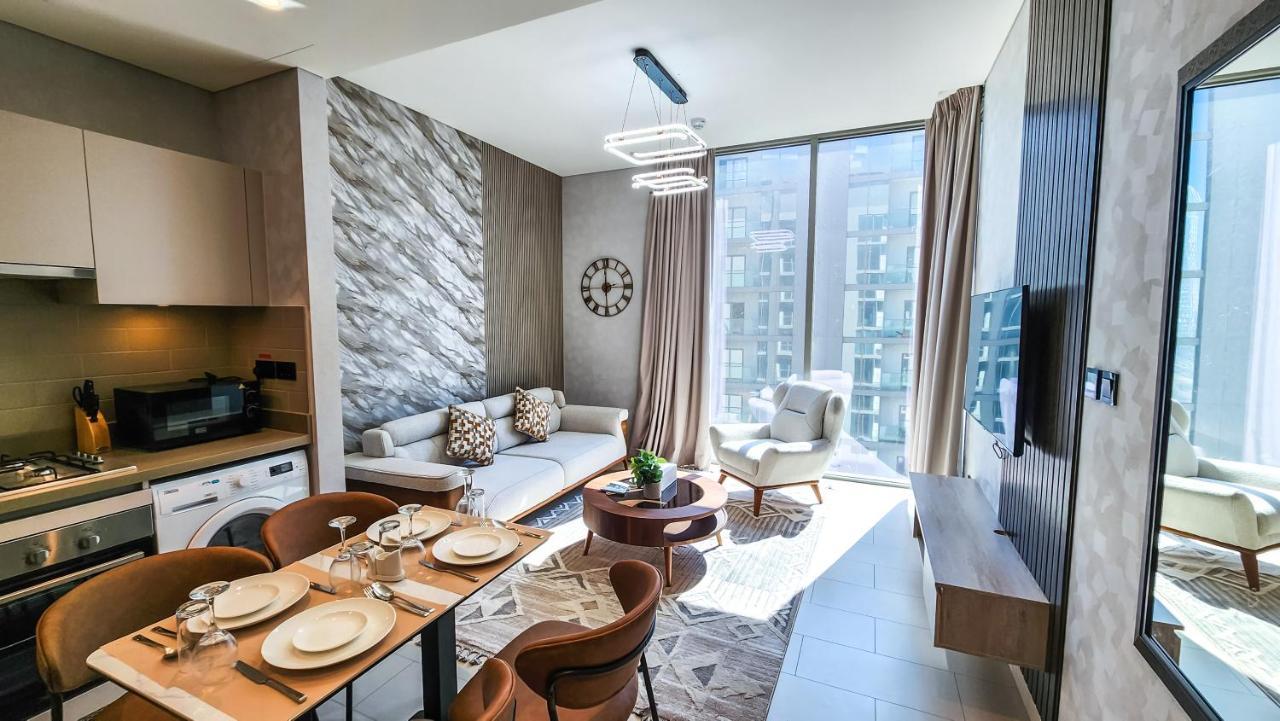 By Latinem Luxury 1br Cvr A3002 Near Burj Khalifa Apartment