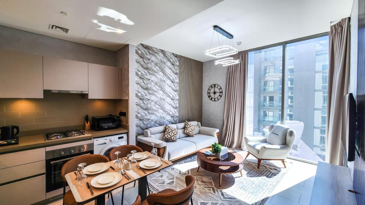 By Latinem Luxury 1br Cvr A3002 Near Burj Khalifa Apartment Dubai